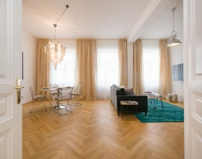 Spacious Apartment in Noble District