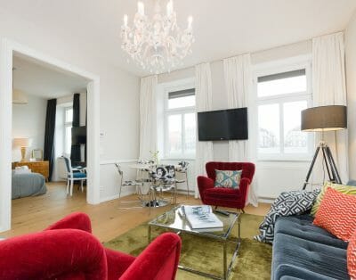 Centrally Located Luxury Apartment
