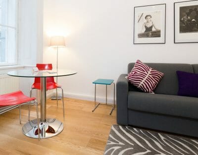 High-End Apartment in City Center